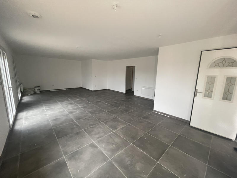 Maison - 96 m² - 4 pièces