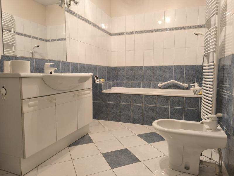 Maison - 94 m² - 4 pièces