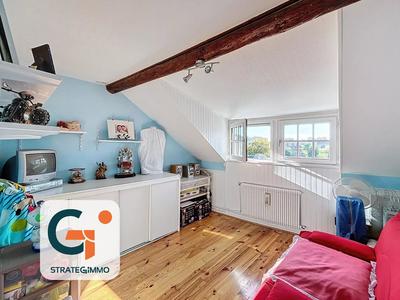 Maison de ville - 94 m² - 5 pièces