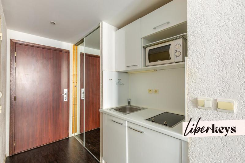 Studio - 24 m² - 1 pièce