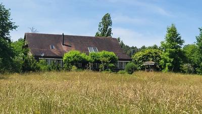 Maison - 348 m² - 8 pièces