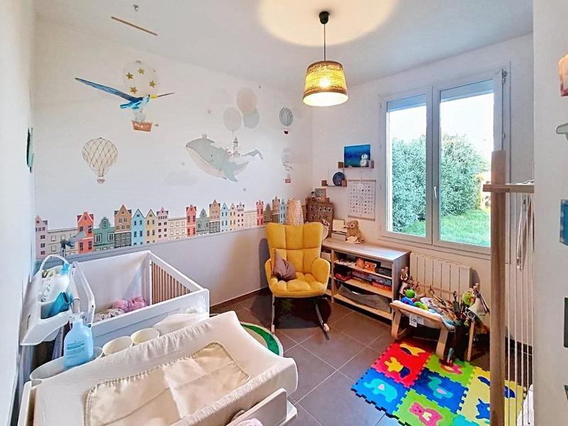 Maison - 75 m² - 5 pièces