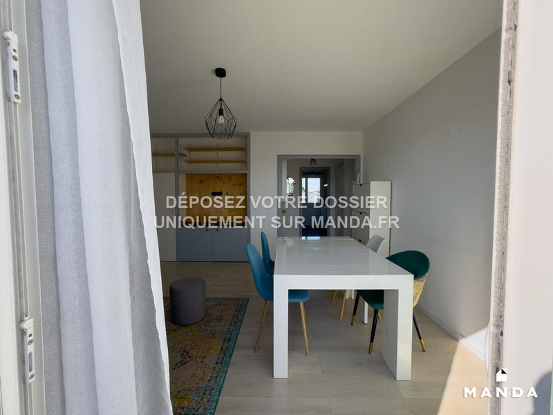 Chambre - 10 m² - 4 pièces