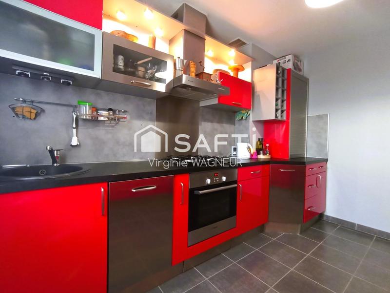 Appartement - 85 m² - 3 pièces