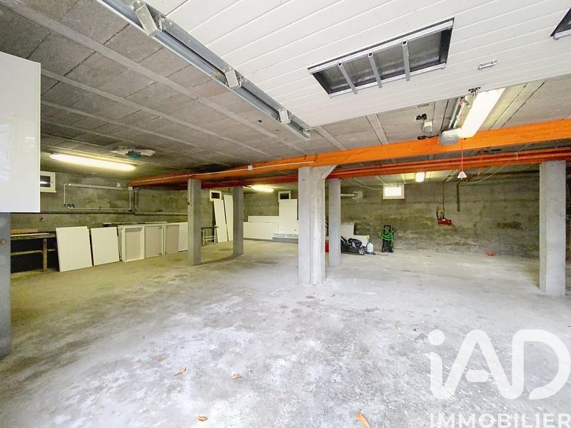 Maison - 255 m² - 9 pièces