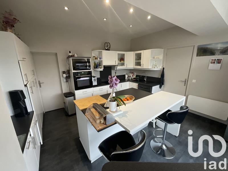 Maison - 137 m² - 8 pièces