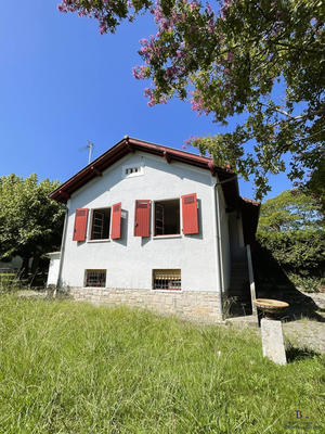 Maison traditionnelle - 104 m² - 4 pièces