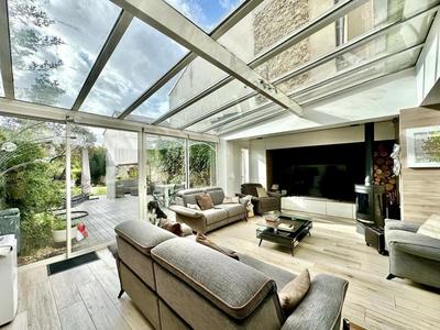 Maison d'architecte - 226 m² - 8 pièces