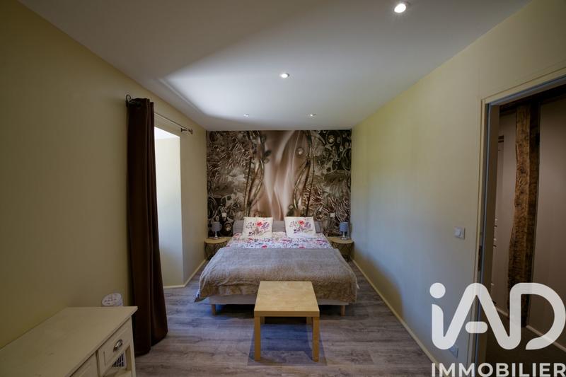 Maison - 820 m² - 19 pièces