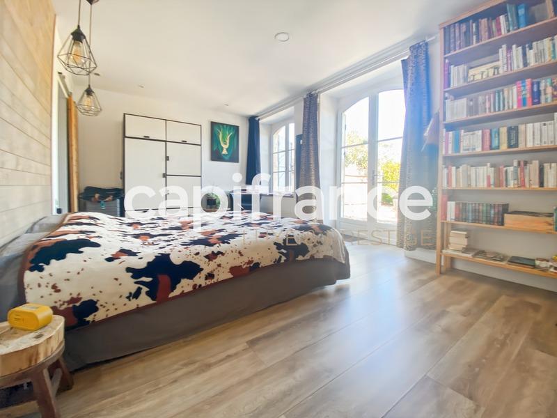 Propriété - 322 m² - 11 pièces