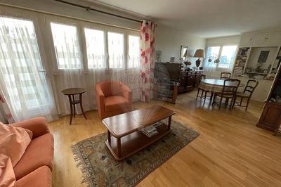 Appartement - 70 m² - 4 pièces