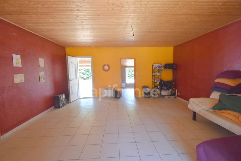 Maison - 141 m² - 10 pièces