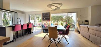 Maison - 140 m² - 6 pièces