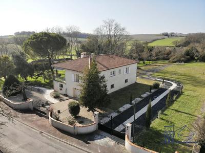 Maison - 134 m² - 5 pièces