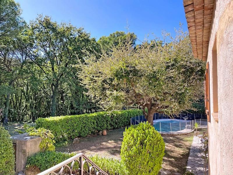 Maison - 160 m² - 2 pièces