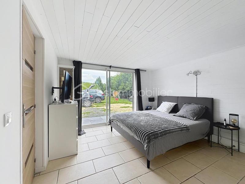 Maison - 180 m² - 5 pièces