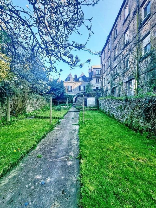 Maison - 158 m² - 8 pièces