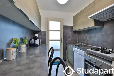 Chambre - 58 m² - 1 pièce