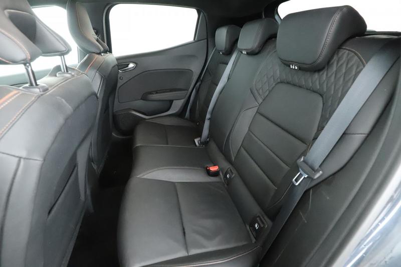 Renault Clio 1.3 TCe Initiale Paris Edc 130 ch