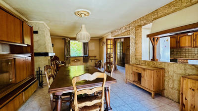 Maison - 98 m² - 4 pièces