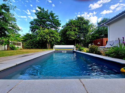 Maison - 104 m² - 3 pièces