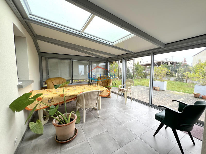 Maison - 99 m² - 4 pièces