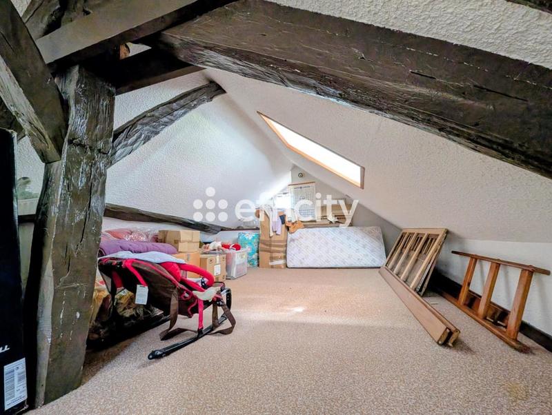 Maison - 121 m² - 6 pièces