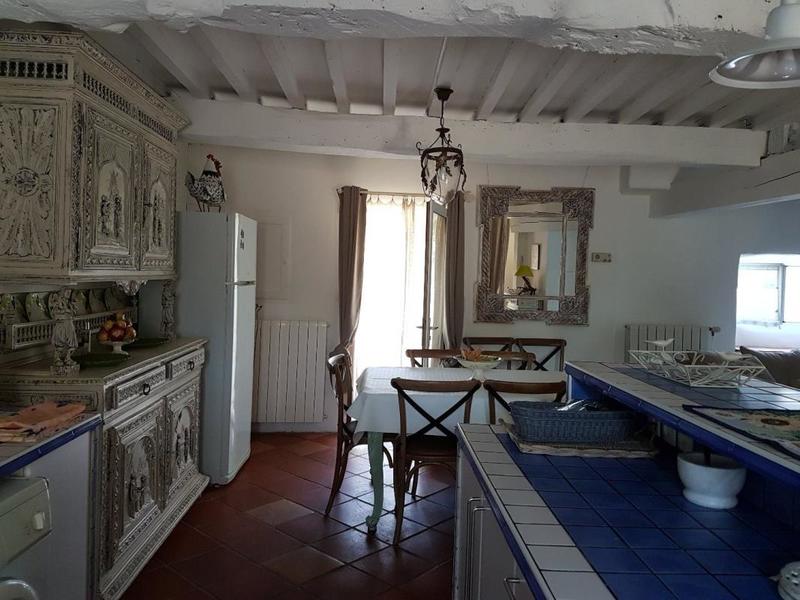 Maison - 575 m² - 30 pièces