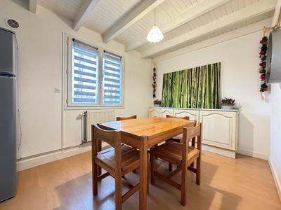 Maison - 89 m² - 4 pièces