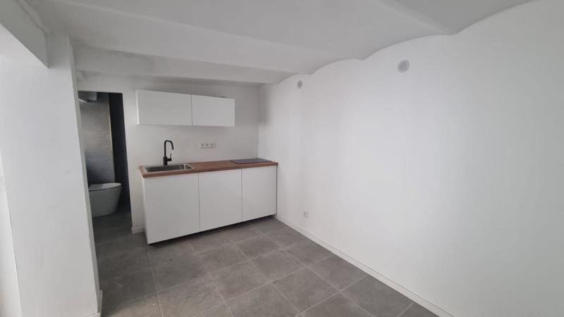 Studio - 15 m² - 1 pièce