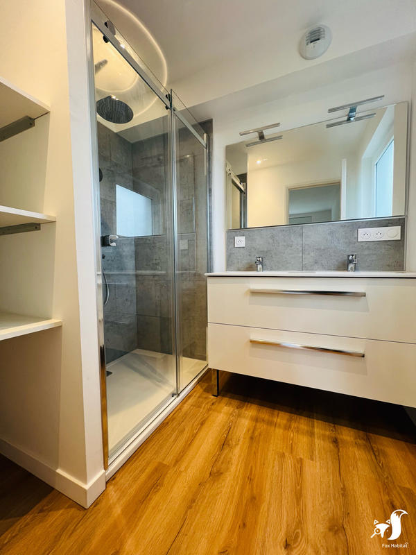 Maison - 137 m² - 6 pièces