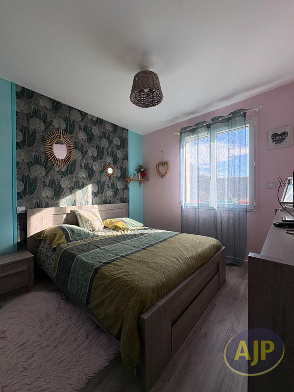 Maison - 80 m² - 4 pièces