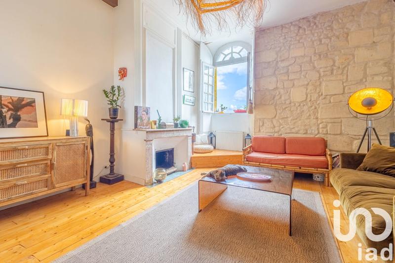 Appartement - 90 m² - 3 pièces