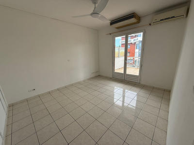 Appartement - 100 m² - 5 pièces