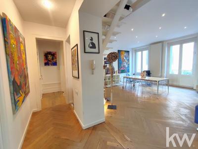 Appartement - 215 m² - 6 pièces