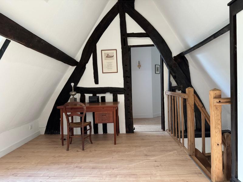 Maison - 294 m² - 10 pièces