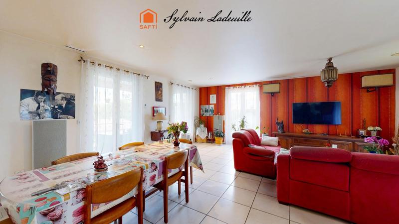 Maison - 160 m² - 7 pièces