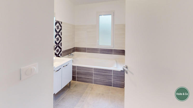 Maison - 82 m² - 4 pièces