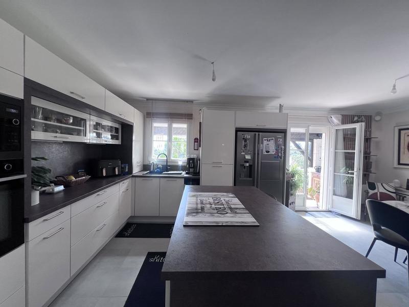 Villa - 100 m² - 4 pièces