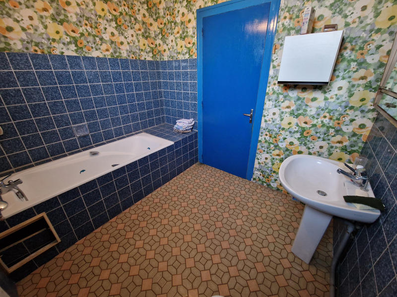 Maison - 200 m² - 6 pièces