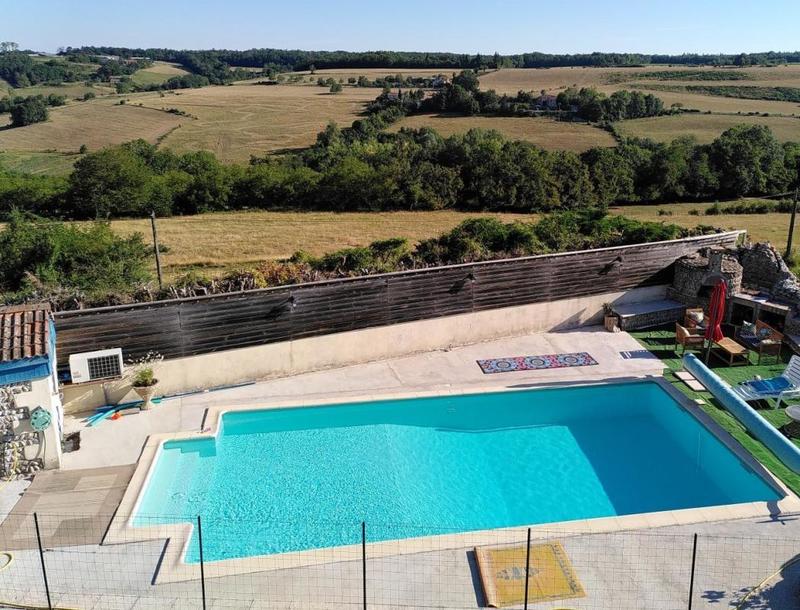 Propriété - 200 m² - 7 pièces