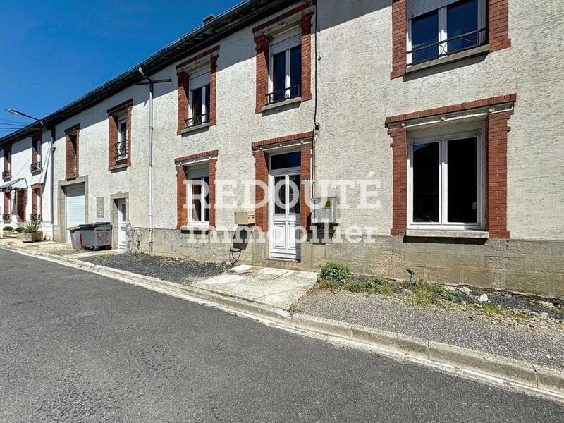 Maison - 228 m² - 8 pièces