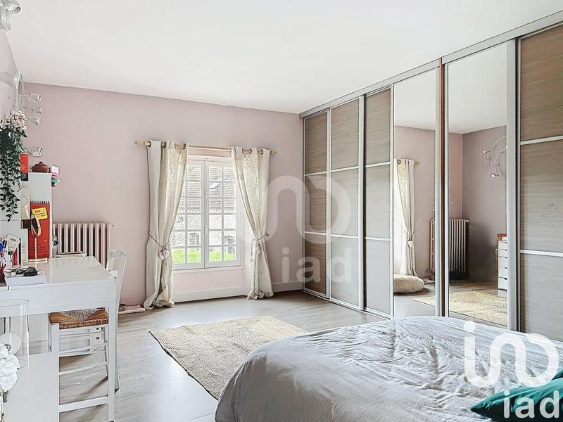 Maison - 238 m² - 6 pièces