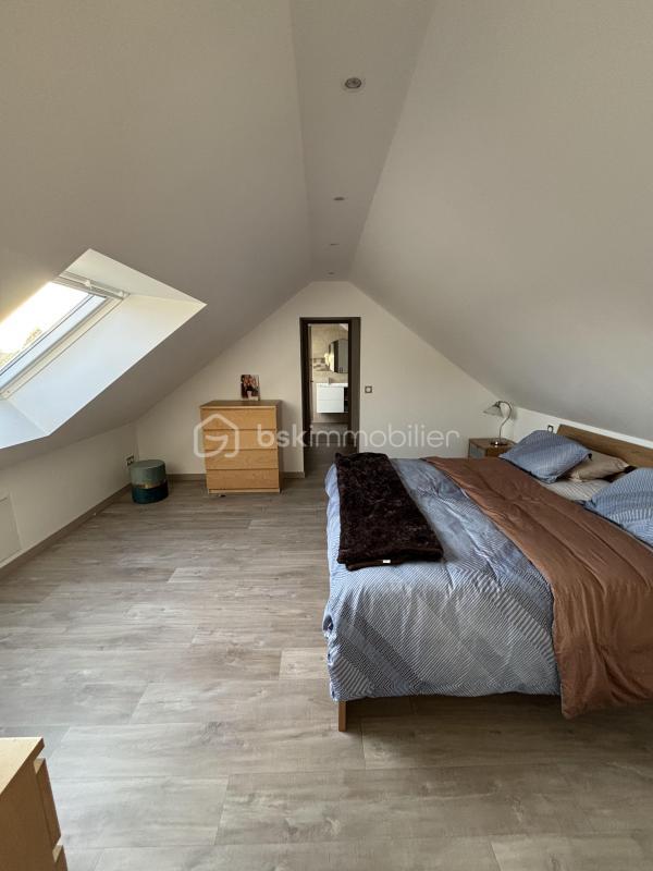 Maison - 460 m² - 12 pièces