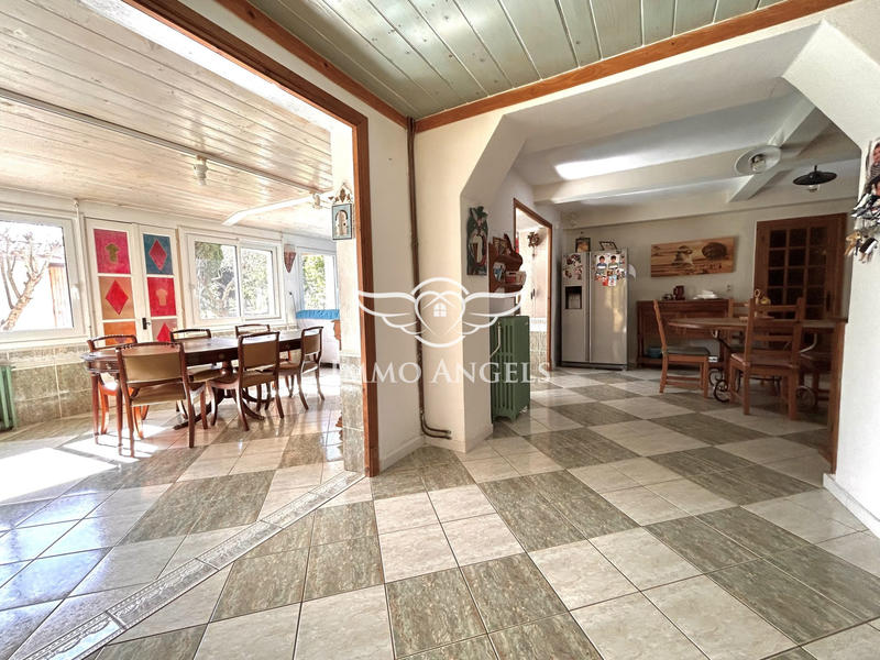 Maison traditionnelle - 123 m² - 4 pièces