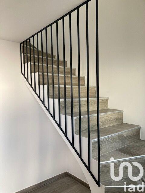 Maison - 104 m² - 4 pièces