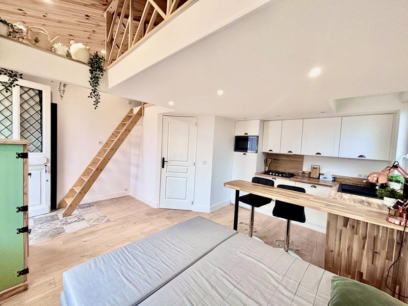 Maison - 185 m² - 6 pièces