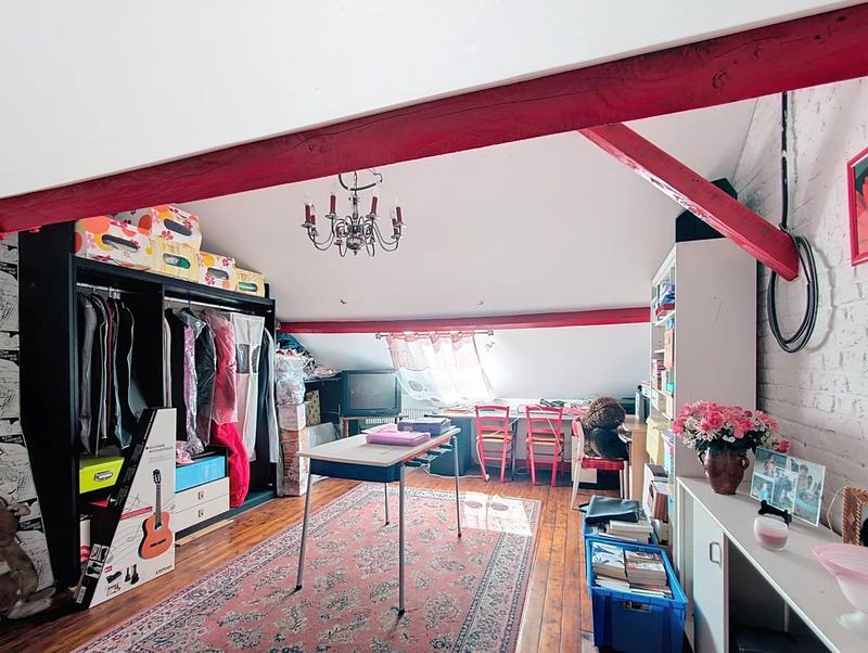 Maison - 97 m² - 4 pièces