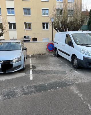 Parking - 12 m²