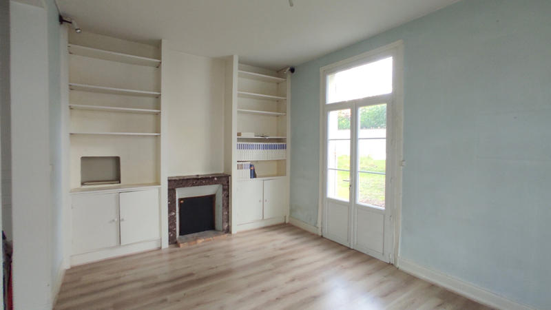 Maison - 196 m² - 7 pièces